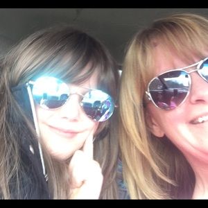 Meet your Posher, Tina